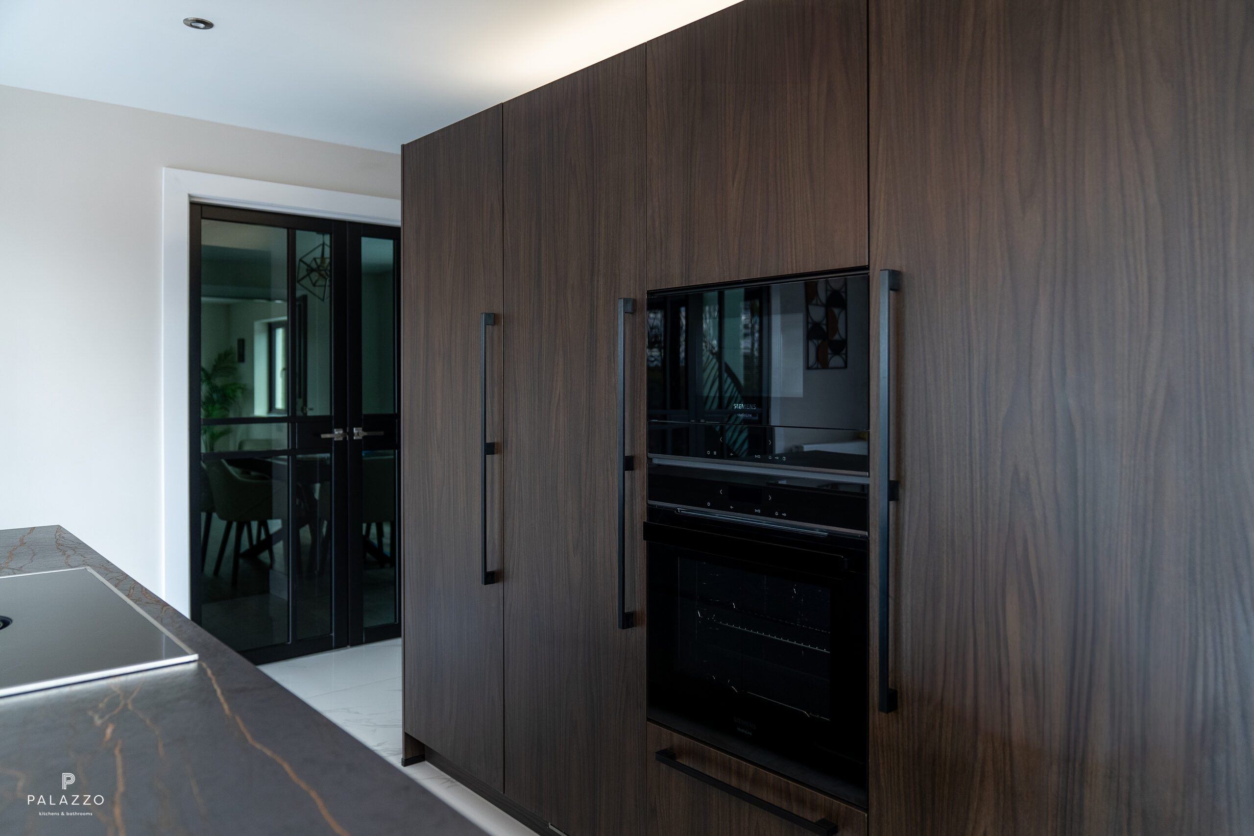 Image 6: An Elegant Modern Glasgow German Kitchen