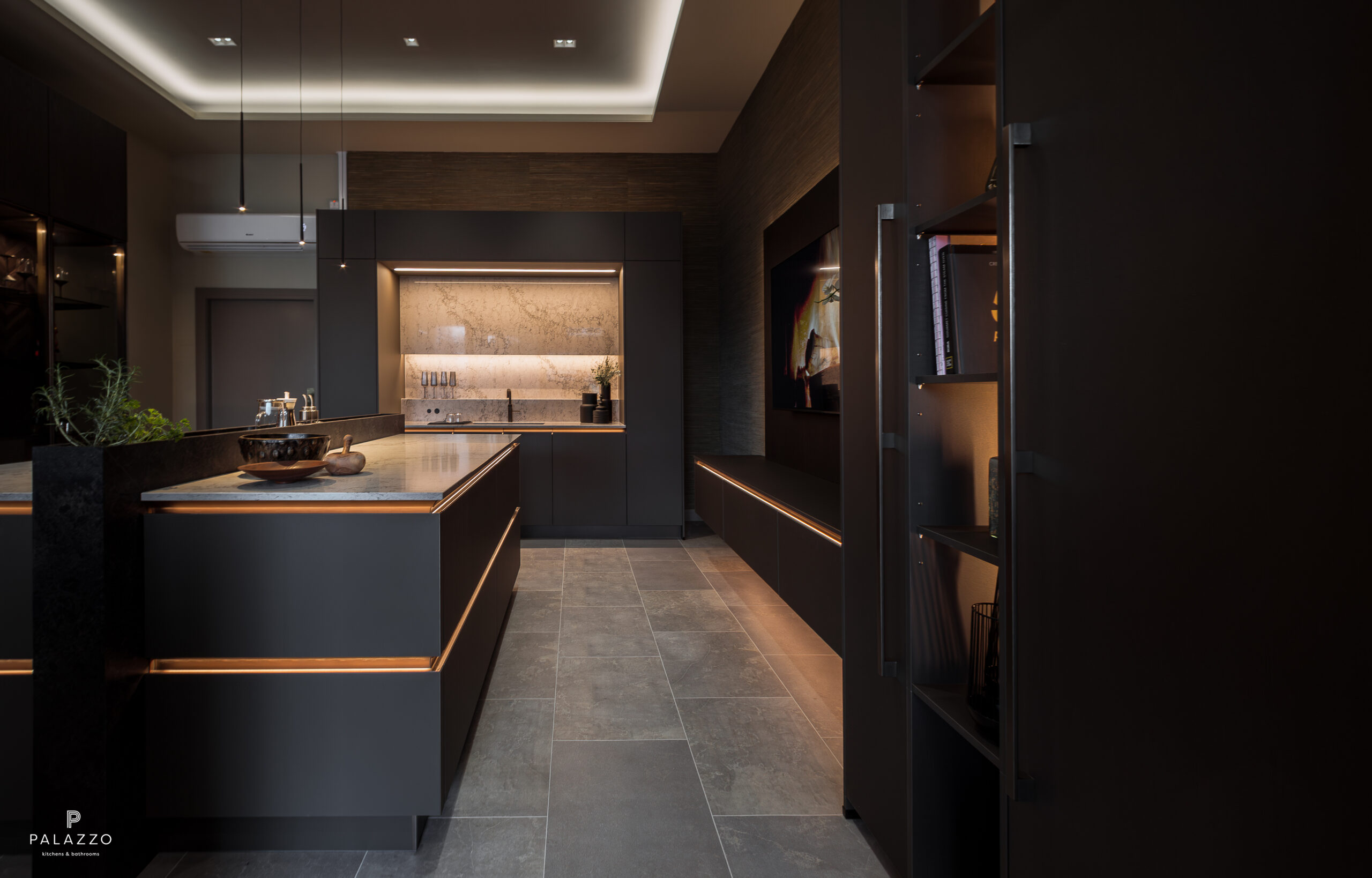 Image 5: The Best Showroom Kitchen in Glasgow with our i-Luminate range