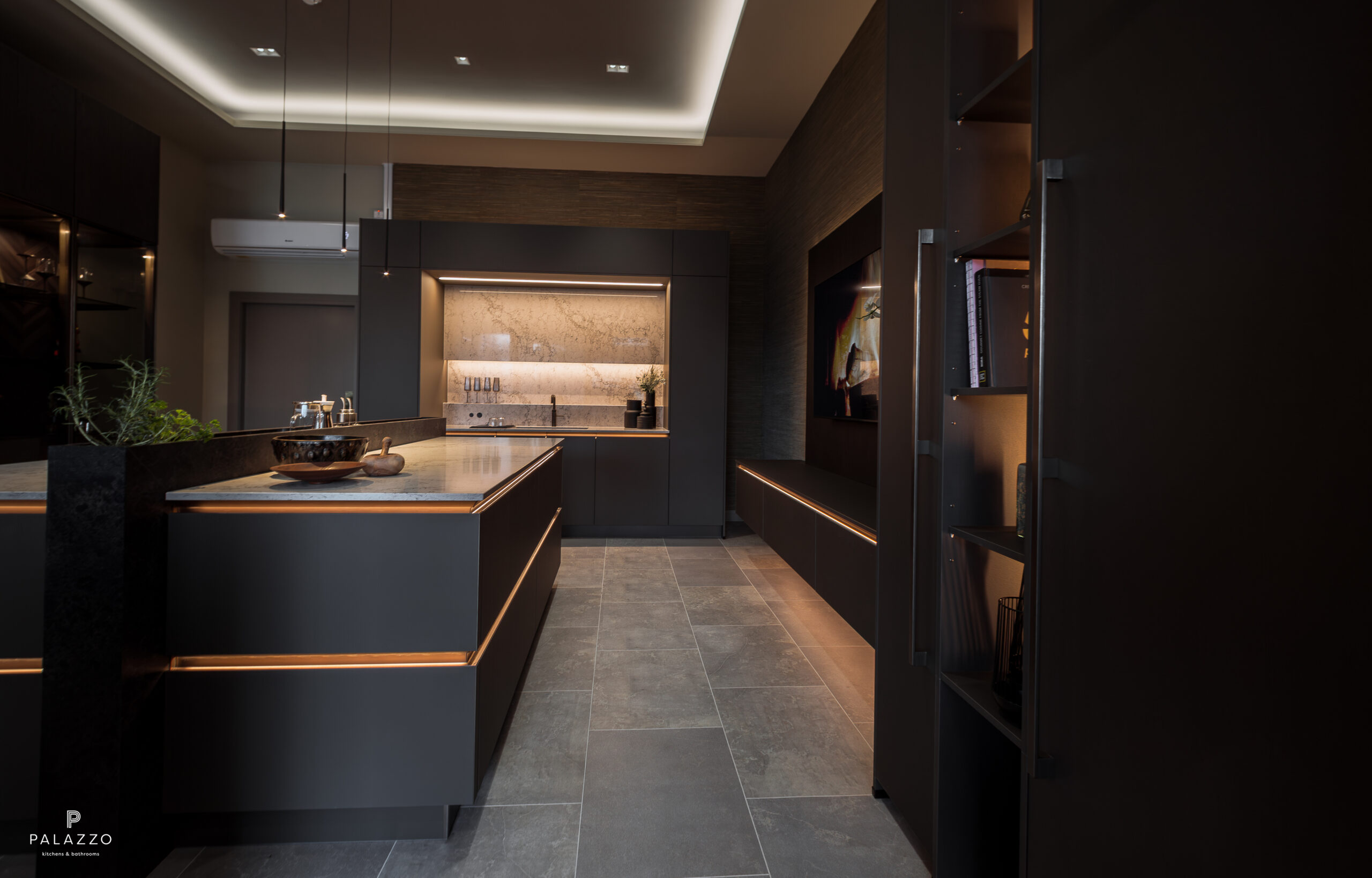 Image 6: The Best Showroom Kitchen in Glasgow with our i-Luminate range