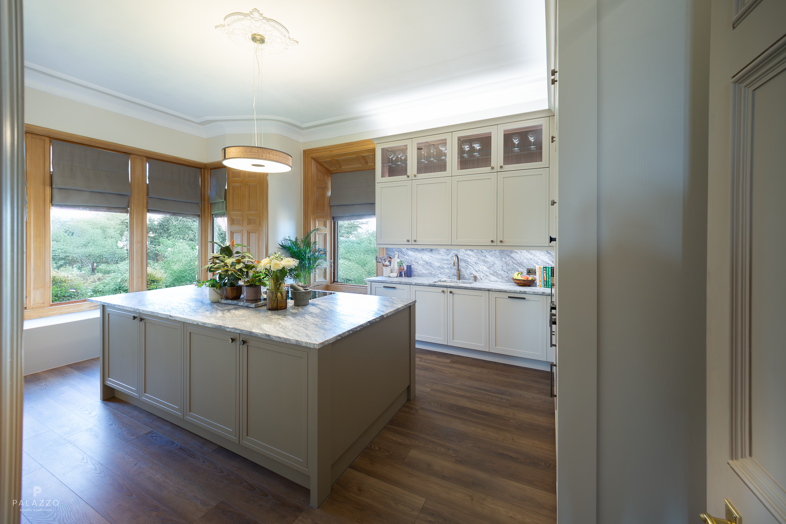 Image 4: A Period Glasgow Southside In-Frame Style Kitchen