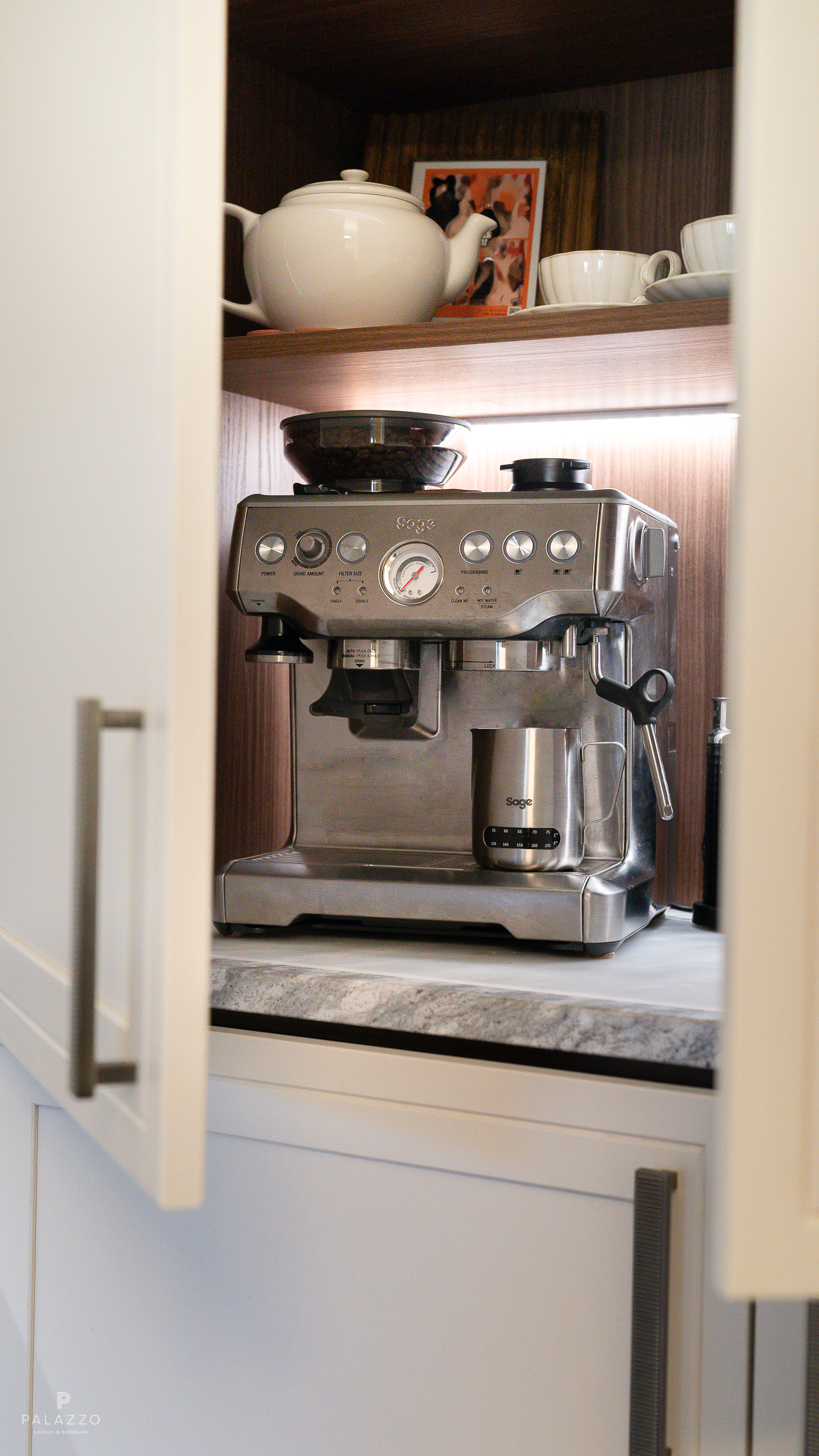 Image 18: A Period Glasgow Southside In-Frame Style Kitchen